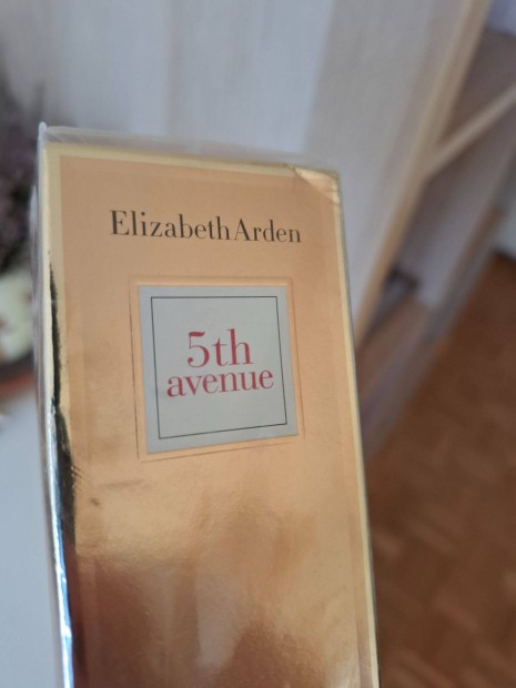 Elizabeth Arden 5th Avenue parfm