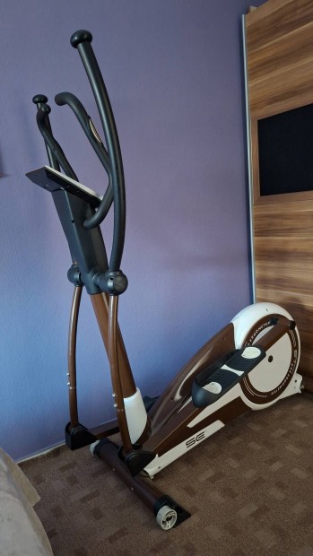 Elliptikus Tr�ner kiv�l� �llapotban!!!!