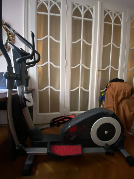 Elliptikus tréner - crosstrainer Sportstech CX620