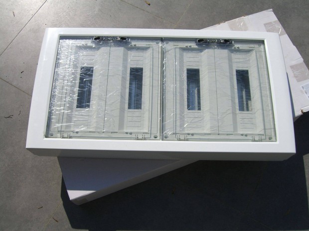 Eloszt� Szekr�ny Elektromos 4X18 Modulos Tracon