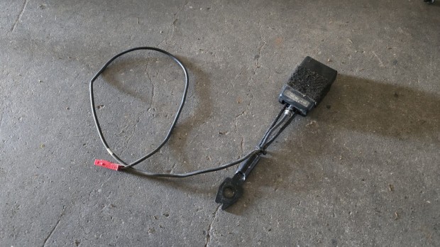 Els� biztons�gi�v csatt A1698605369 elad�