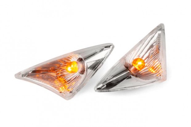 Els� ir�nyjelz�k Lexus t�pus� Peugeot Speedfight 2-h�z