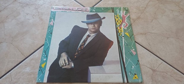 Elton John bakelit hanglemez