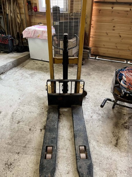 Emelo b�ka elad�/cser�lhet�