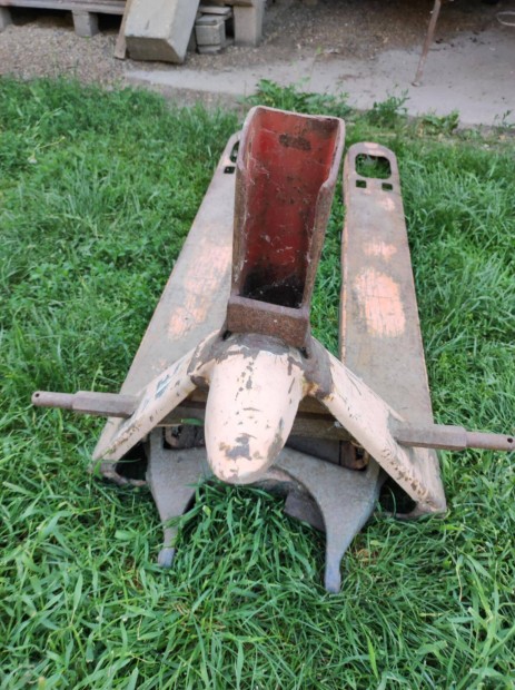 Emel bka raklapemel elad