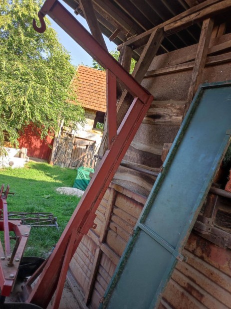 Emelő daru eladó