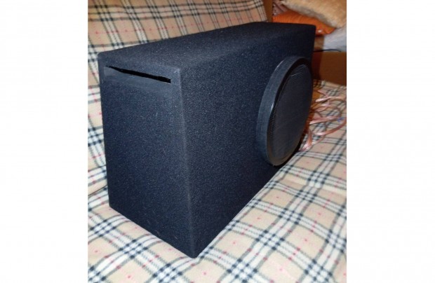Emphaser Impulse S4 900W Autós mélynyomó, mélyláda