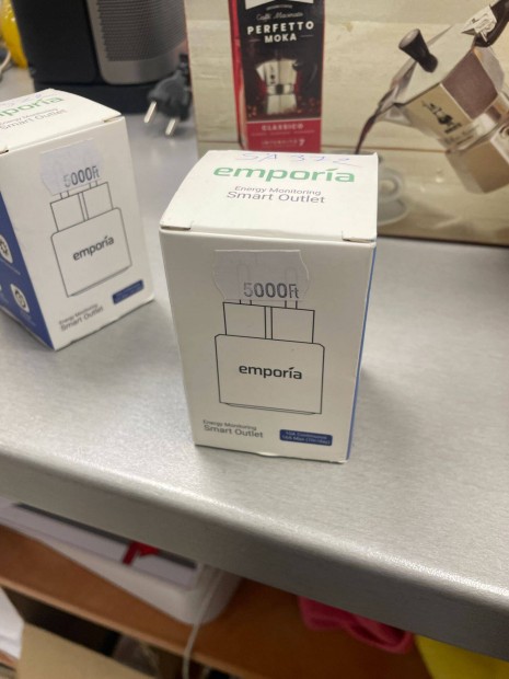 Emporia adapter, jszer llapot, 6 hnap jtllssal/szmlval