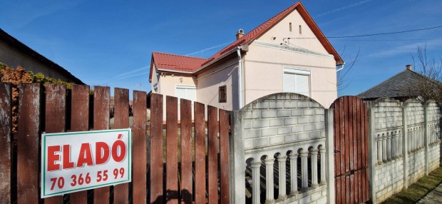 Encsencsen j llapot csaldi hz elad ra: 13,5 milli Ft