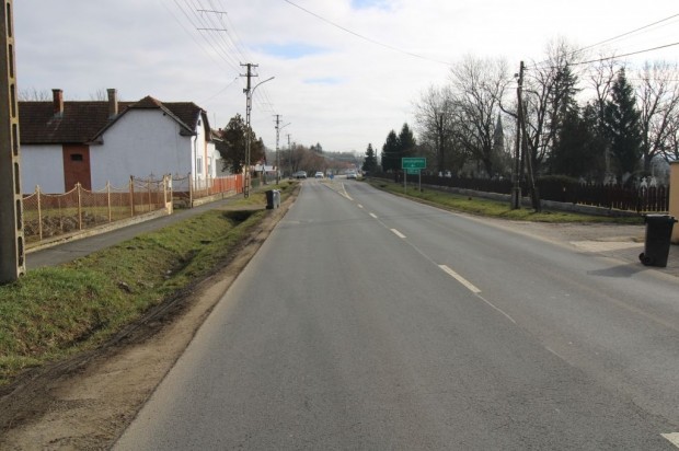 Endrefalva k�zpontj�ban nagy m�ret� �p�t�si telek olcs�n.