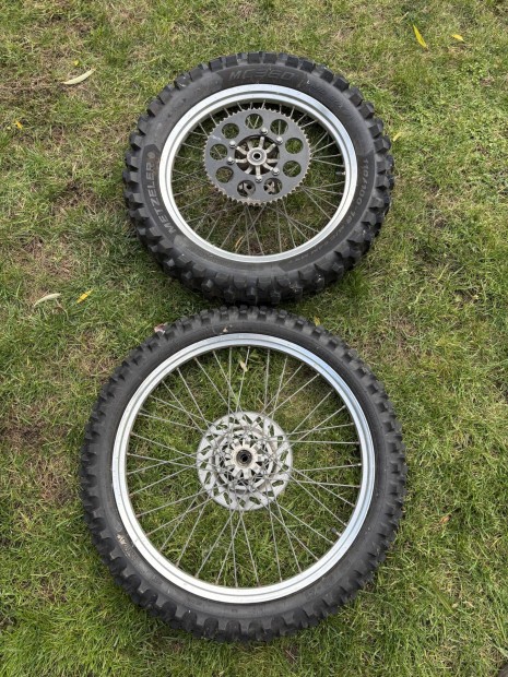 Enduro kerék szett