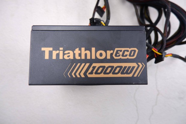 Enermax Triathlor Eco 1000W modulris tpegysg 6db 6+2 PIN VGA