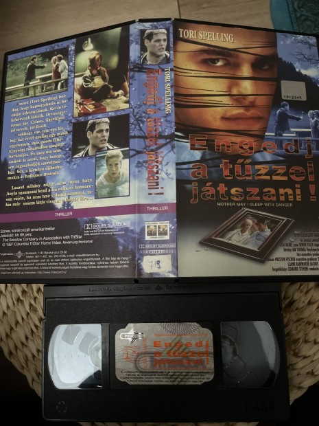 Engedj a tzzel jtszani vhs film