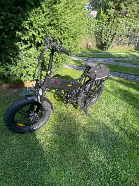 Engwe Engine Pro elektromos kerékpár (Fat bike)