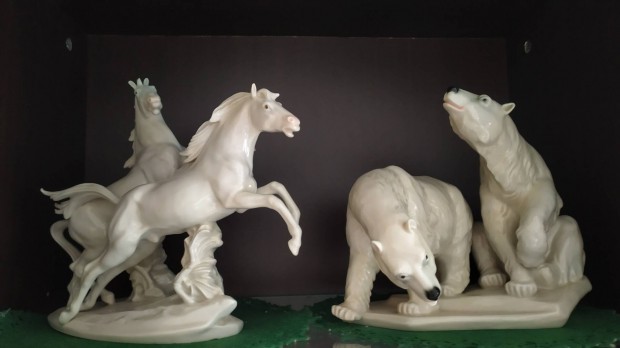 Ens nagymret porceln szobor Vgtat lovak + Jegesmedvk