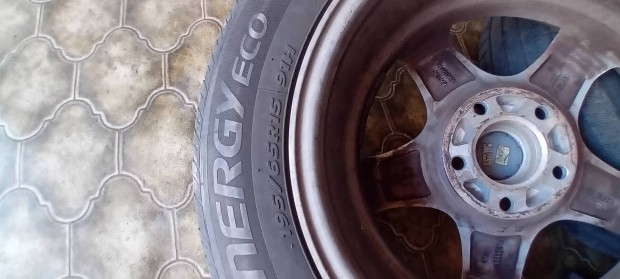 Enzo 15"-os alufelni garnit�ra