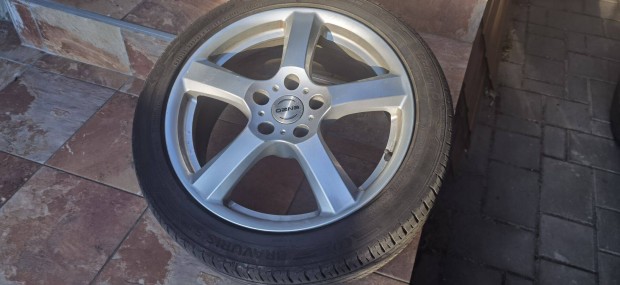 Enzo alufelni 5x100 225/45 R17 Barum Bravuris nyári gumi