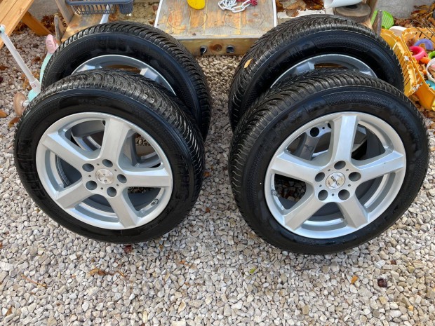 Enzo alufelni + Kleber téligumi 205/55 R16