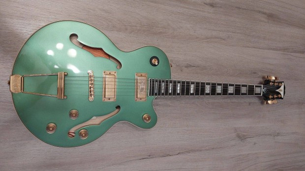 Epiphone Uptown Kat elektromos gitr