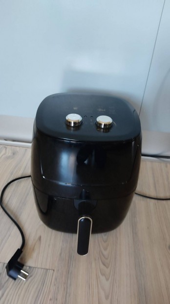 Epiq 1350 Wattos Airfryer nagy mret, j llapotban elad