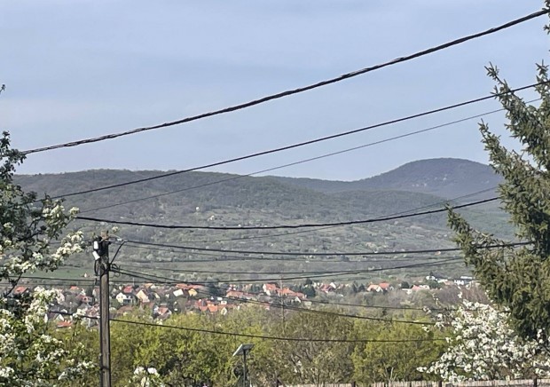 ptsi telek Szentendrn