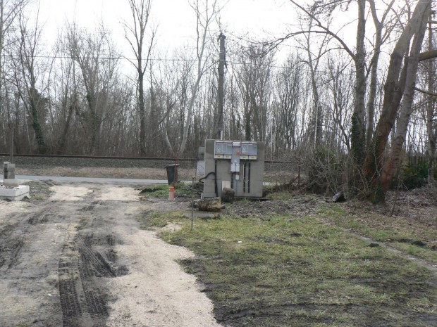 �p�t�si telek a Keszthelyi Balaton parton!