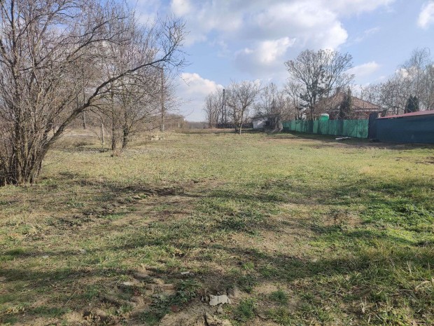 �p�t�si telek elad� 1095-nm Debrecen Hal�p