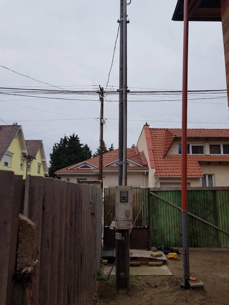 ptkezshez elad ideiglenes mr helyhez hasznlt villanyoszlop