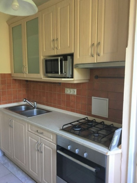 �p�t�k �tj�n,2 szob�s lak�s kiad�!!!!.