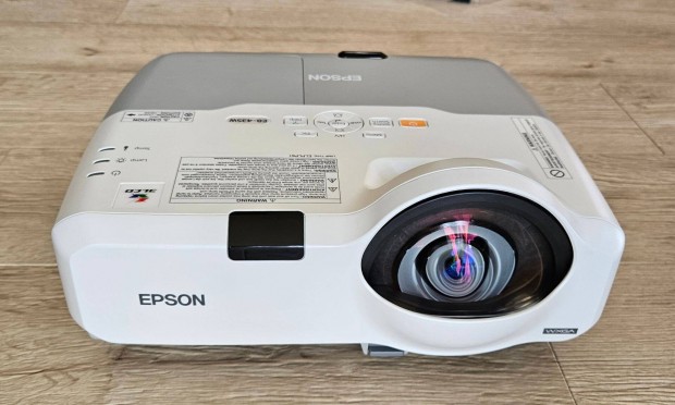 Epson EB-435W Short-Throw (rvd vettsi tv) projektor elad