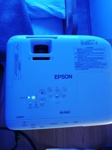 Epson EB-FH06 projektor, Csak 480 üzemóra! szállítás egyeztetés után!