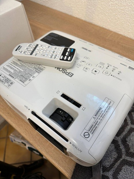 Epson EH-TW650 Full HD projektor, KB 40 ra, Foxpost egyezts utn!