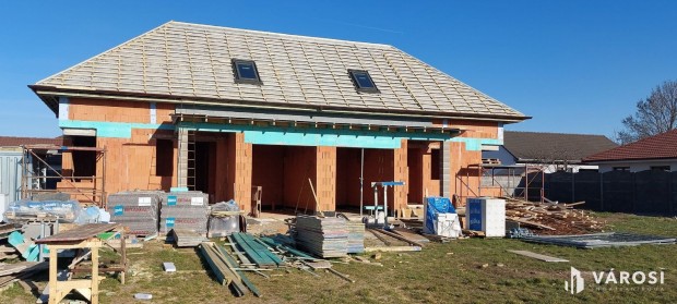 �p�l� ikerh�z EBESEN