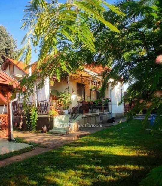 Ercsii 94 nm-es h�z elad� #5130254