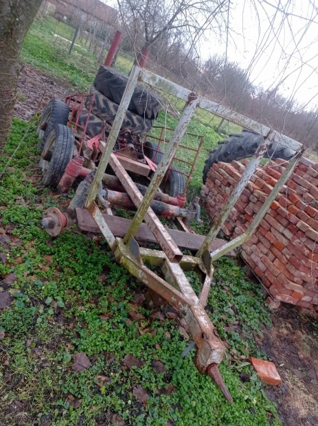 Erdszeti gpek MTZ alkatrszek 