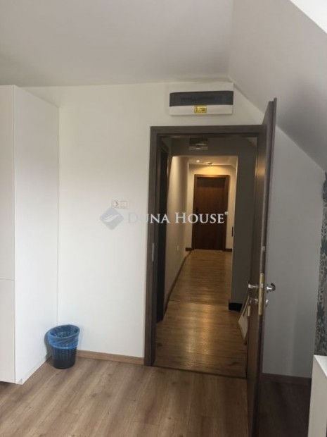 �rdi 48 nm-es lak�s kiad�