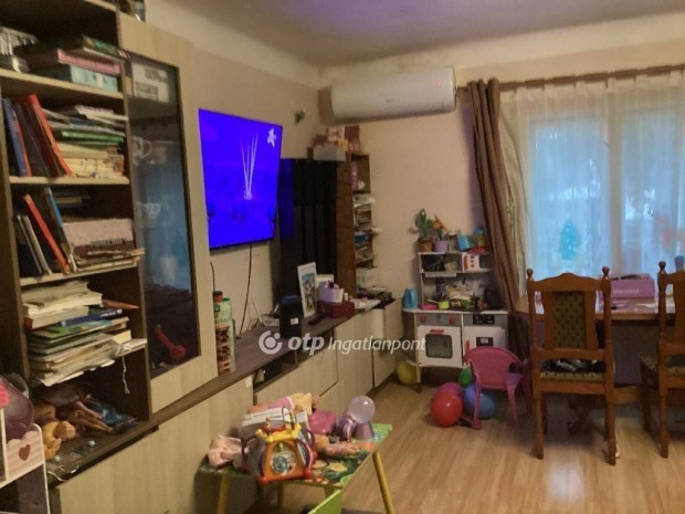 �rdi elad� 120 nm-es h�z