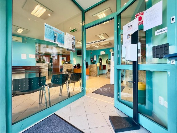 �rdi elad� 170 nm-es iroda