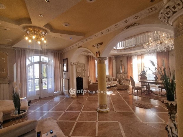 �rdi elad� 400 nm-es h�z