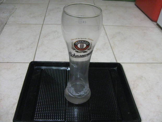 Erdinger Schneeweise extra korsó kapható !