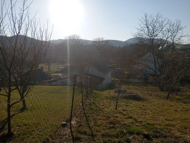 Erdőbénye Panorámás, közműves telek