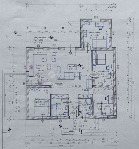 Erd�kertesi elad� 120 nm-es h�z