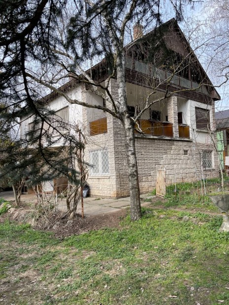 Erd�sz�li ingatlan Piliscsaba egyik legszebb r�sz�n  Klotildliget sz�