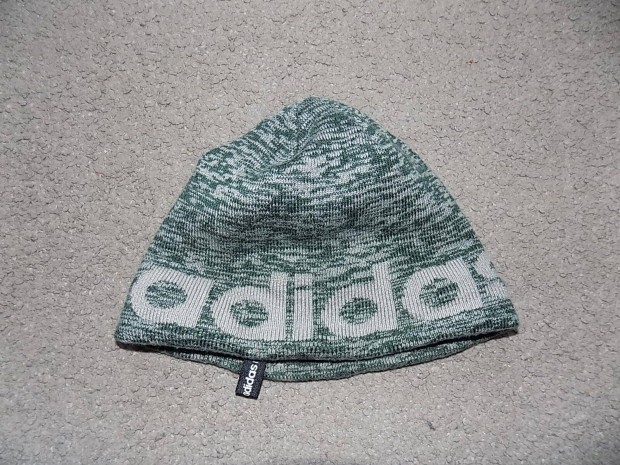 Eredeti Adidas neo kötött gyerek sapka