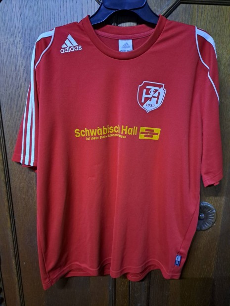 Eredeti Adidas póló hétköznapi viseletre