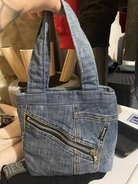 Eredeti Armani Jeans farmer kistska ni vagy lnyka 