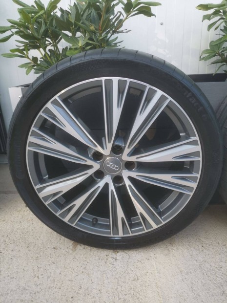 Eredeti Audi A6 S6 4K C8 alufelni 265 35 R20