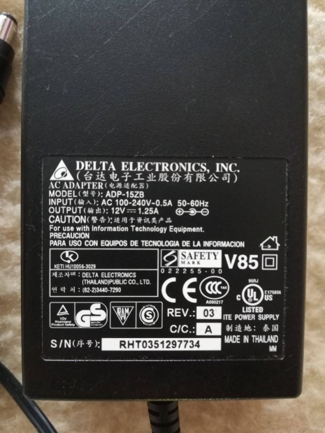 Eredeti Delta Electronics ADP-15ZB AC adapter 12V