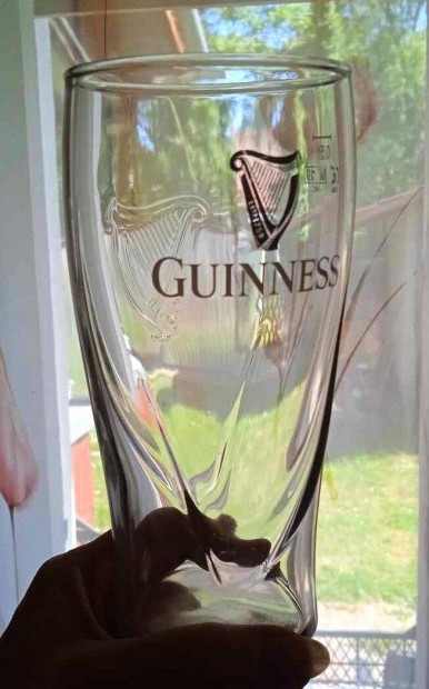 Eredeti Guinness fl literes srs pohr