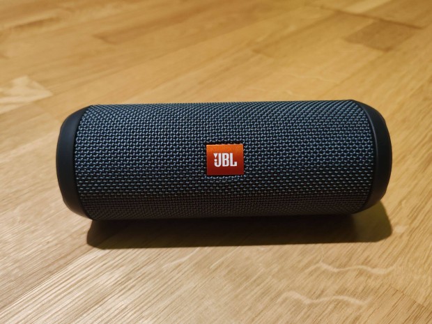 Eredeti JBL Flip 3 Essential !j Akkumultorral!